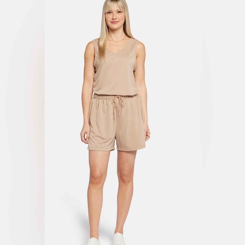 NWT-Taupe NYDJ Tank and Shorts Lounge Set S/M